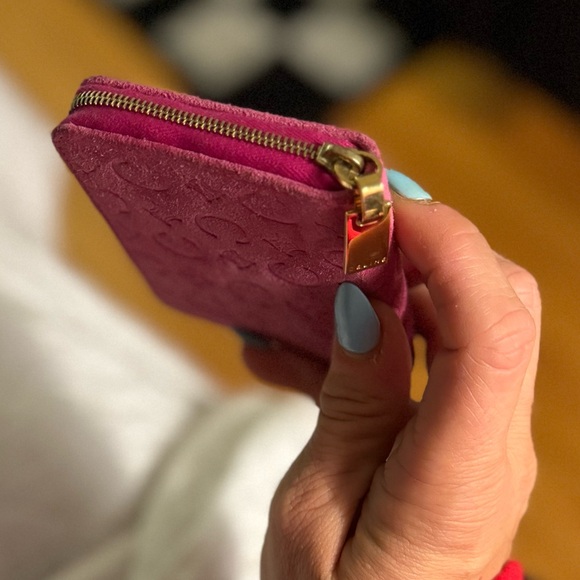 Celine Pink Suede Compact Zip Wallet - Picture 3 of 8